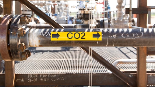 Shell to build carbon capture and storage projects in Canada