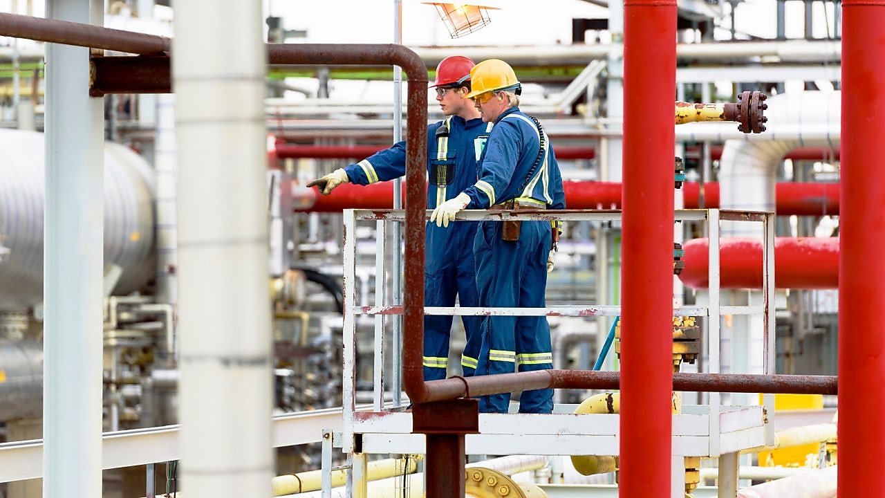 daily inspection at waterton gas complex
