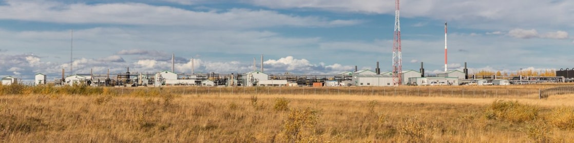 Montney gas plant in the daytime.