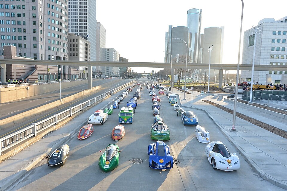 2015 Shell Eco-marathon cars line Jefferson Avenue in Detroit.