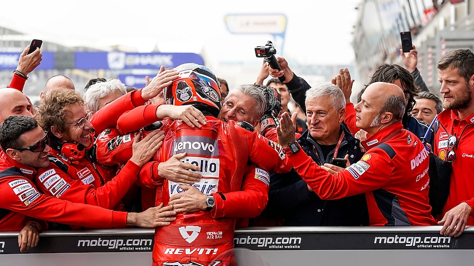 The Ducati team celebrates Danilo's podium in France
