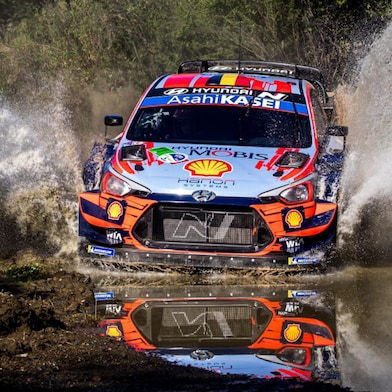 Car race in Mexico