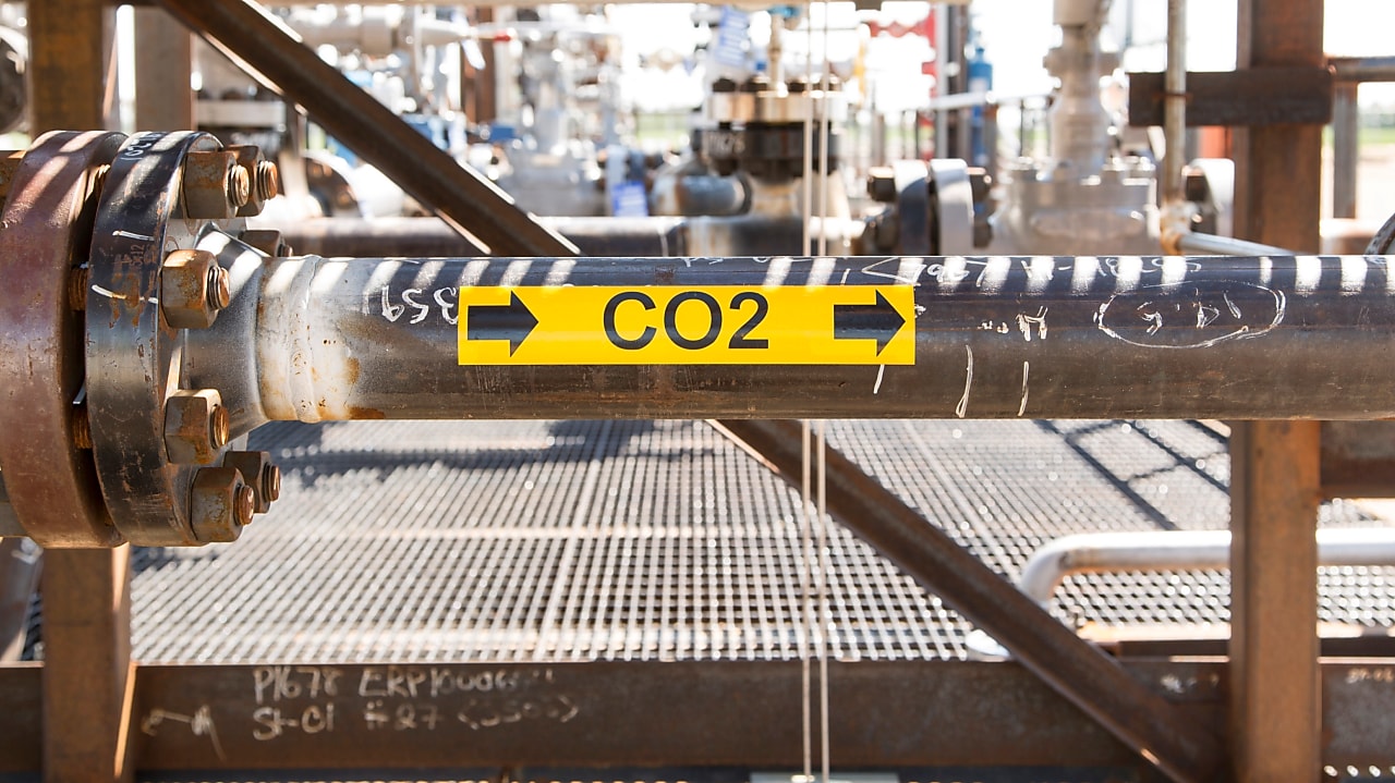 Shell to build carbon capture and storage projects in Canada