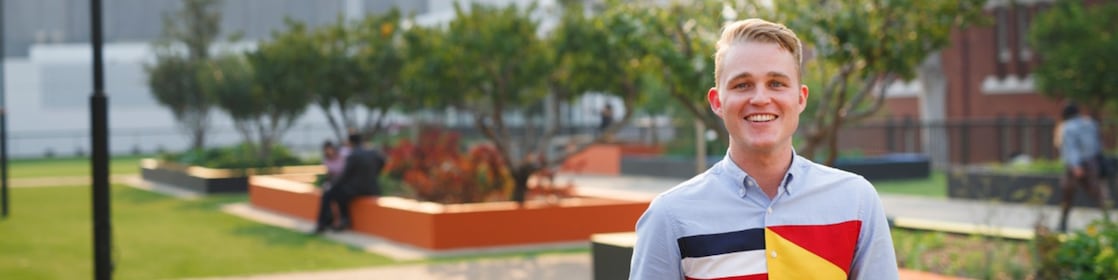 James, originaire de Perth