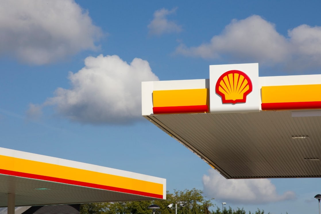 Logo en coquillage de Shell sur le site de distribution