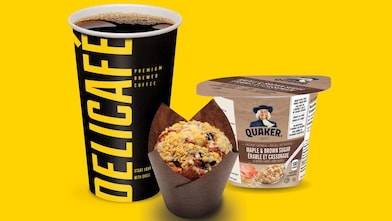Une boisson delicafé de tout format et une pâtisserie au choix ou une tasse de gruau Quaker Offre combinée à 4,00 $