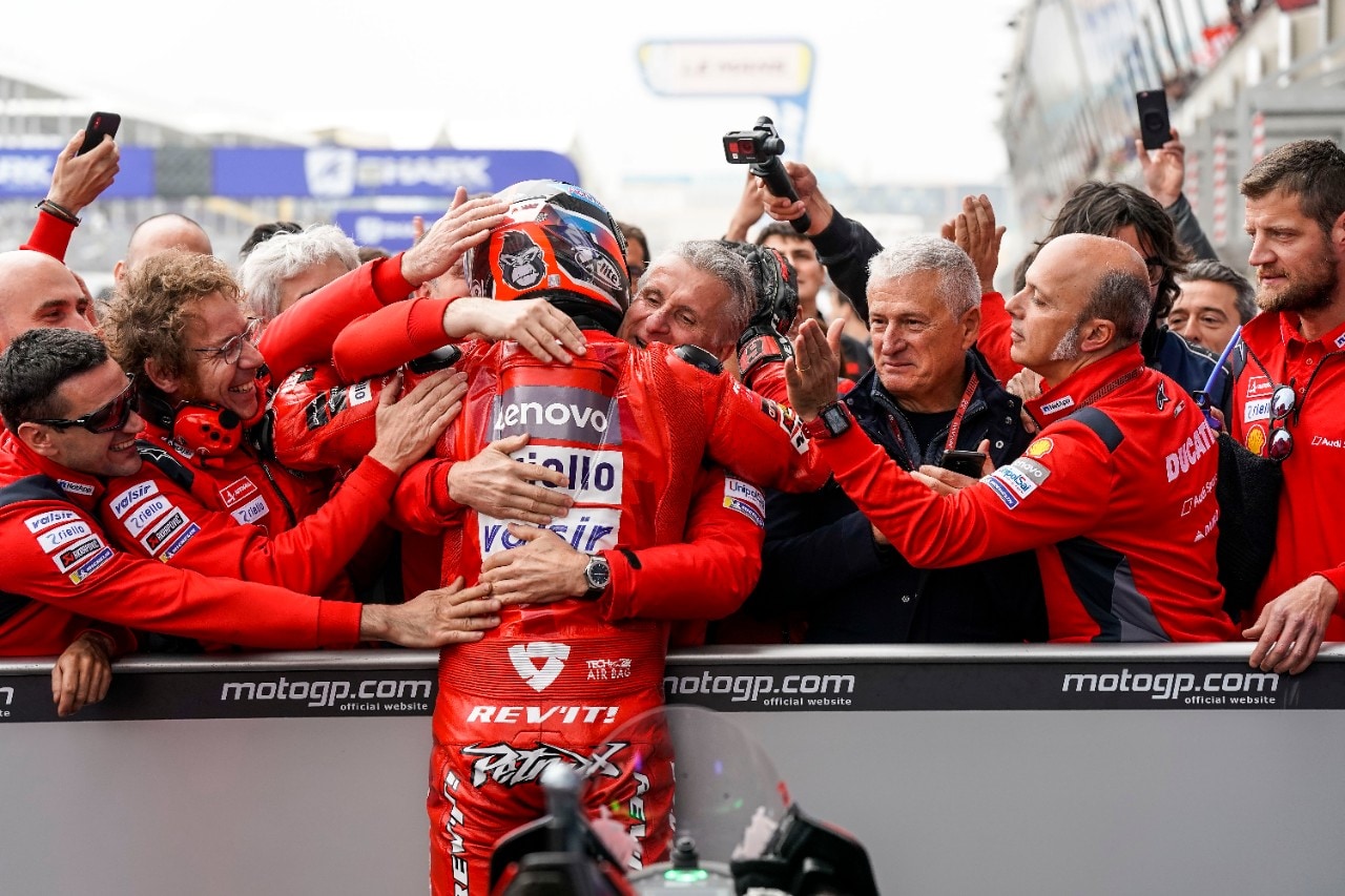 The Ducati team celebrates Danilo's podium in France