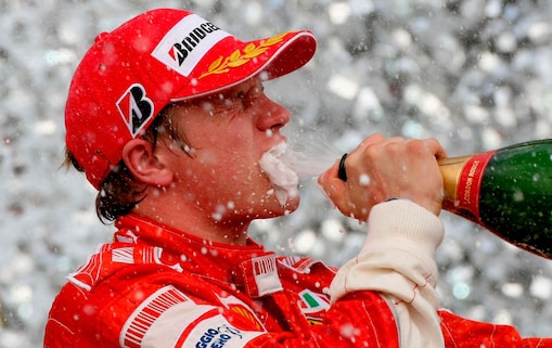 kimi-raikkonen-celebrating-victory